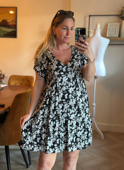 Robe fluide fleurie noir & blanc T.36/38