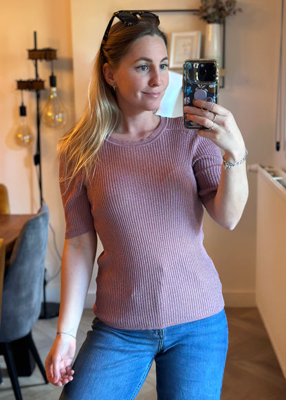 Pull manches courtes maille côtelée parme viscose T.40