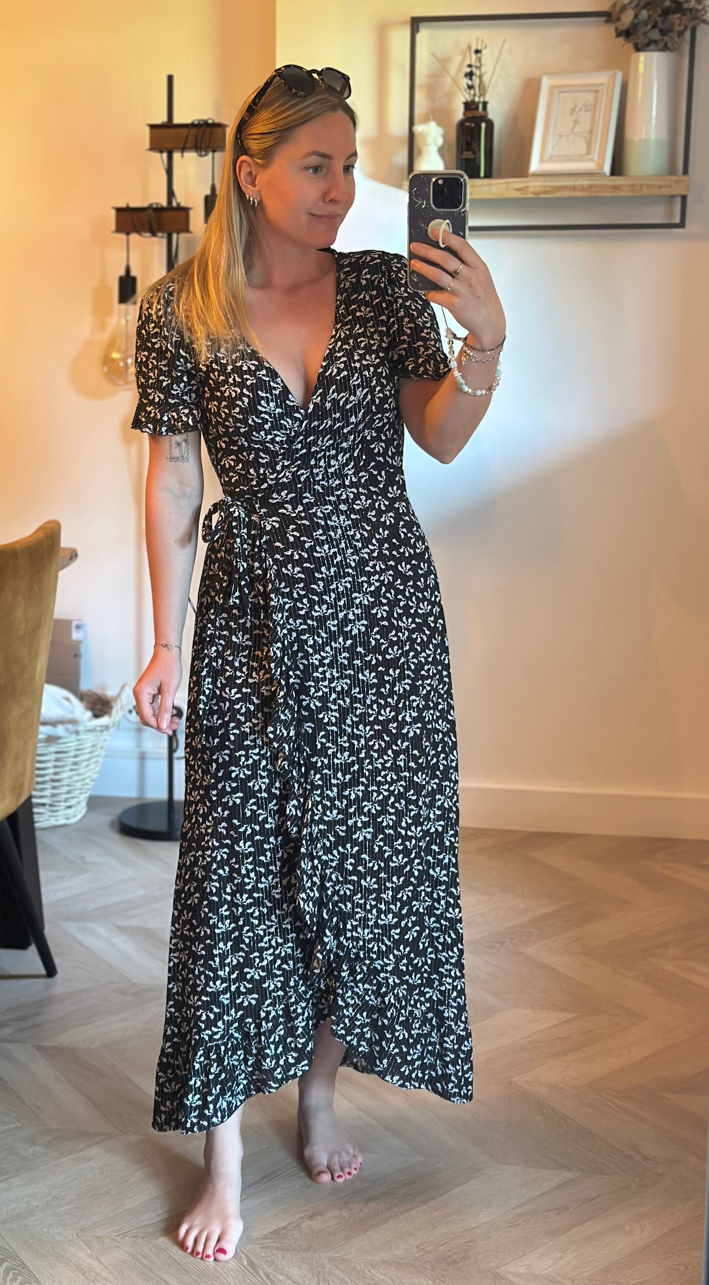 Robe portefeuille noire imprimé fleuri lurex argenté T.36