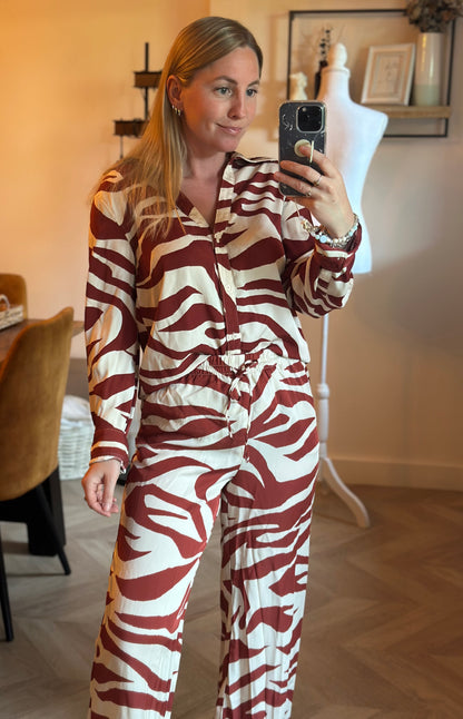 Ensemble zèbre chemise pantalon large fluide T.34/36