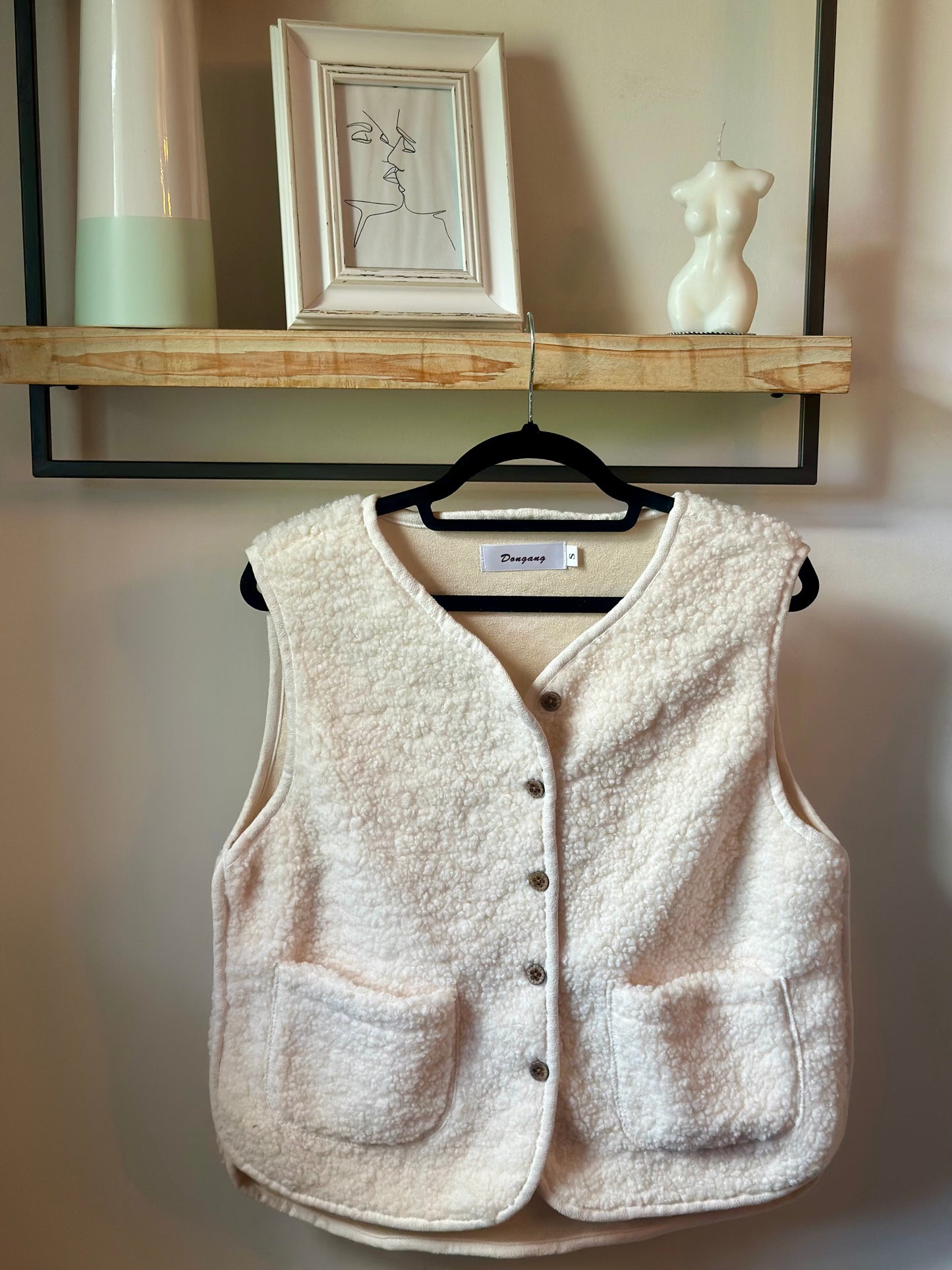 Gilet sans manches crème effet mouton neuf T.36