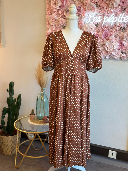 Robe mi-longue à pois marron et blanc, T.42