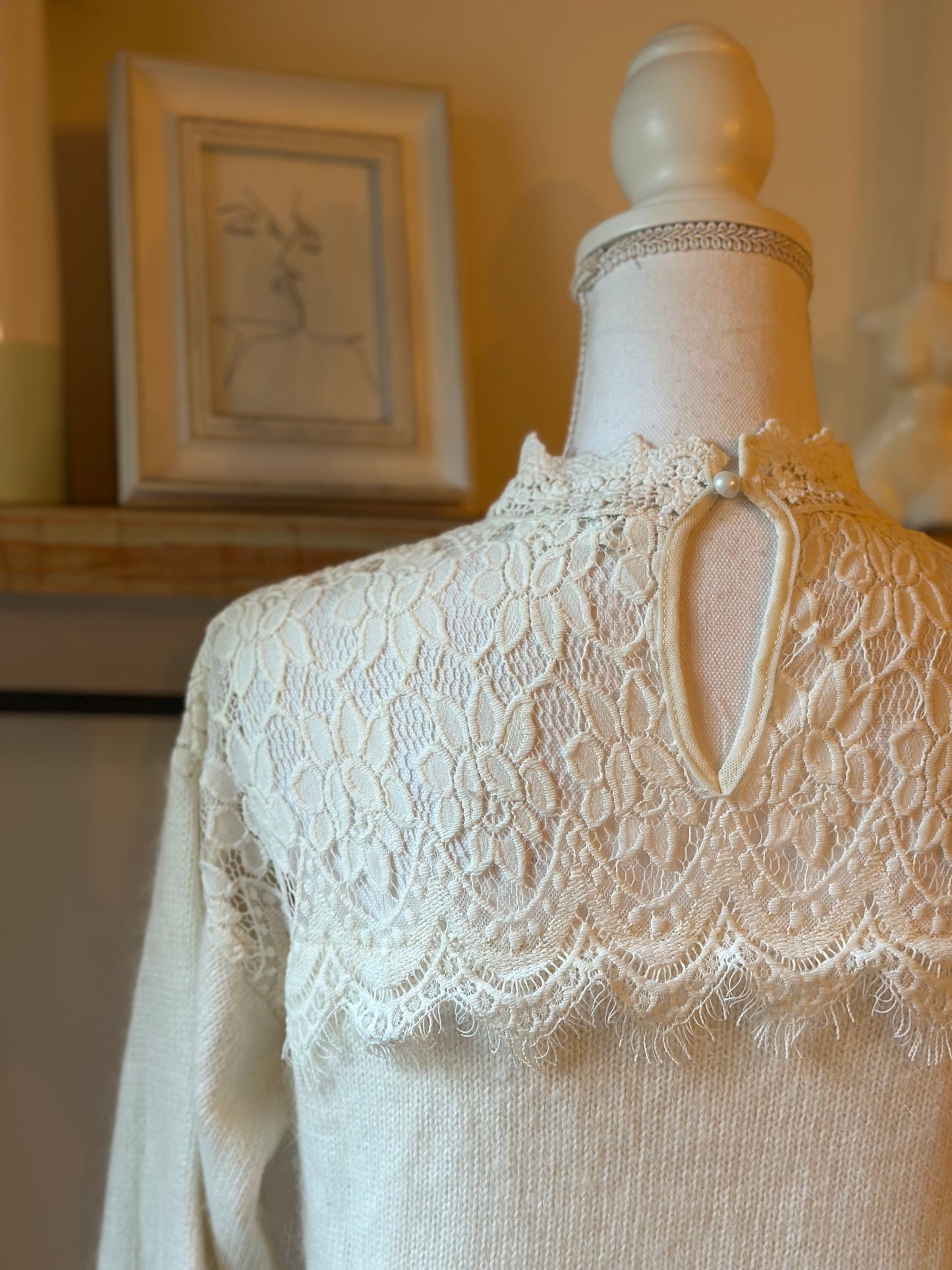Pull écru dentelle col victorien angora T.40
