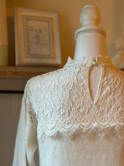 Pull écru dentelle col victorien angora T.40