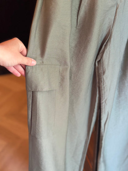 Pantalon cargo kaki jambes larges, neuf T.34