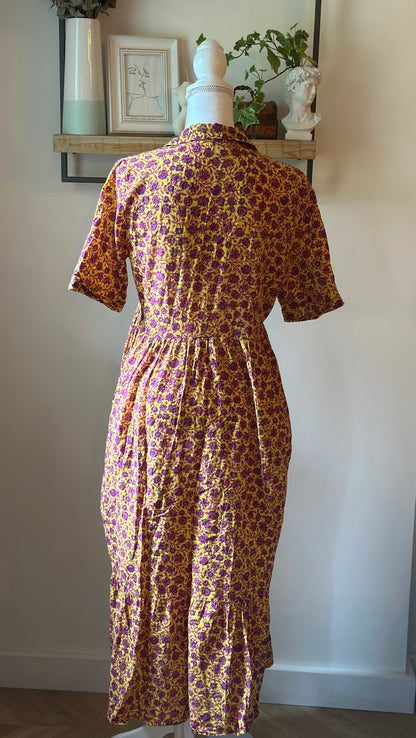 Robe mi-longue fleurie T.38
