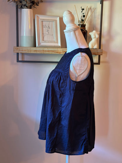 Blouse en coton brodé T.36