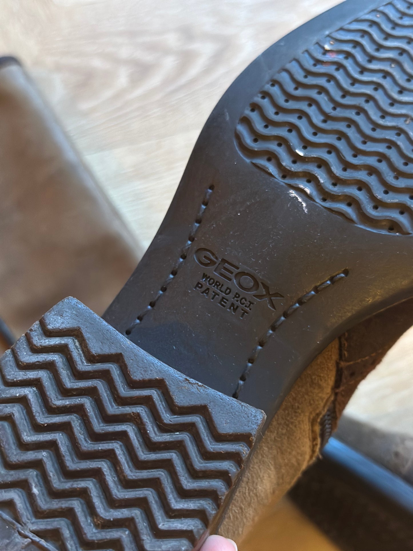 Bottes en cuir suédé bicolores P.38