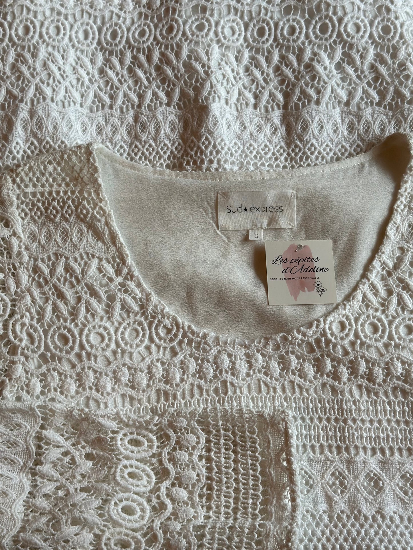 Magnifique robe blanche broderies en crochet, T.36