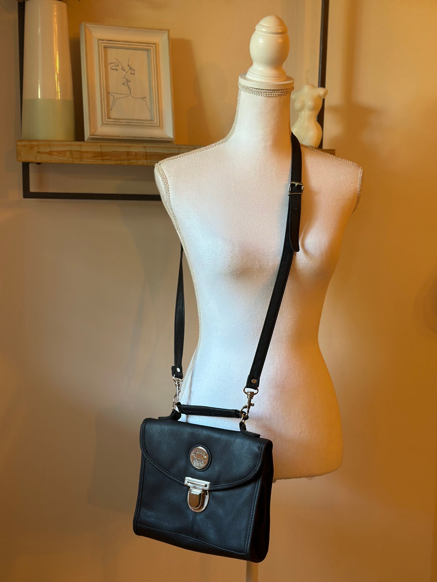 Sac bandoulière noir uni vintage