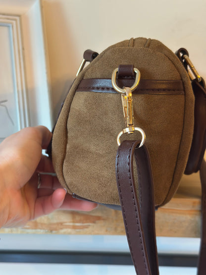 Petit sac à main / bandoulière marron façon daim neuf