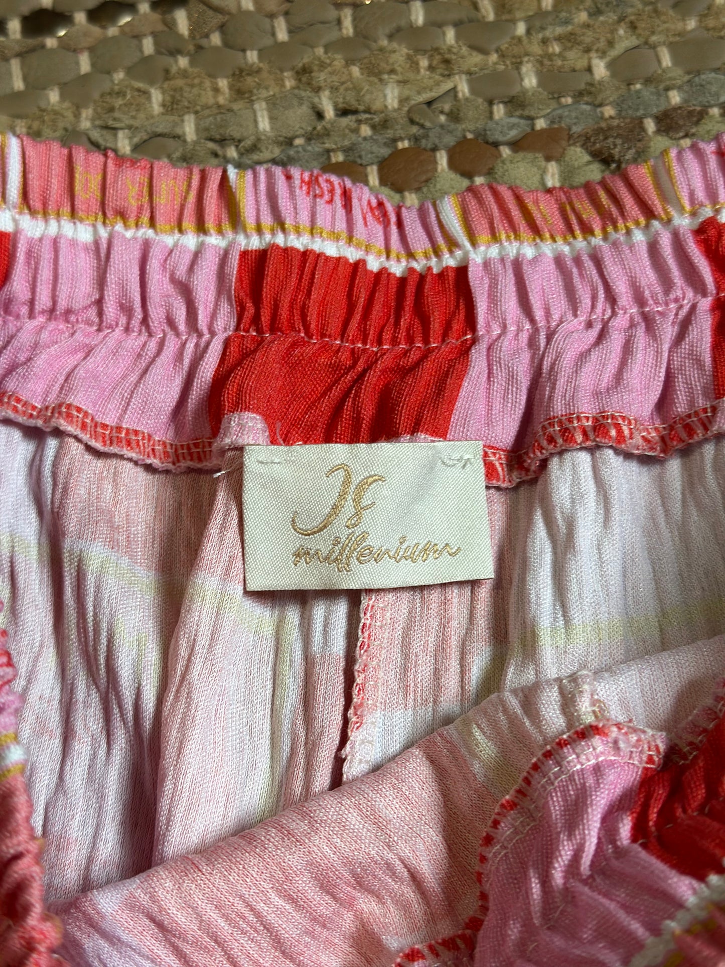 Short fluide imprimé carreaux rouge et rose viscose T.U
