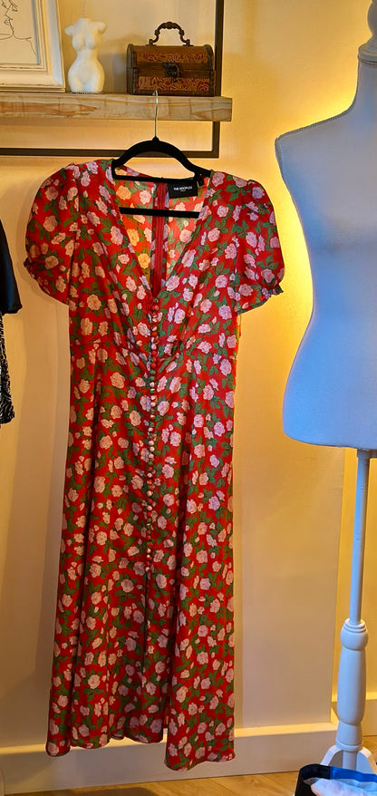 Robe longue fleurie rouge en soie T.36