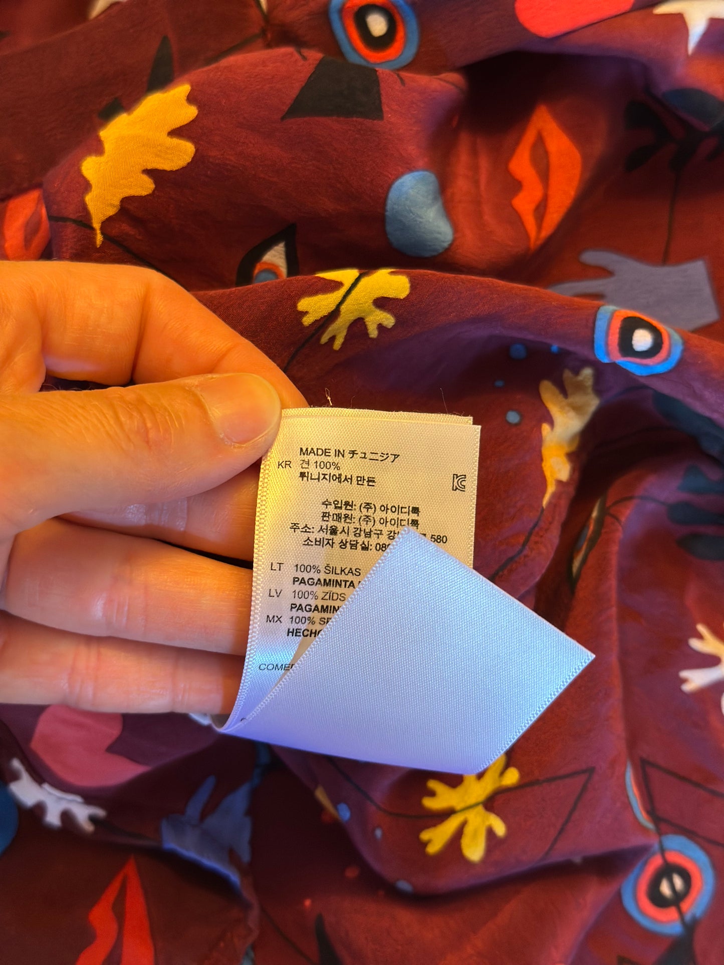 Chemise à motifs  imprimée en soie bordeaux multicolore T.36
