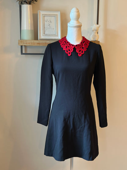 Robe noire col Claudine dentelle T.36