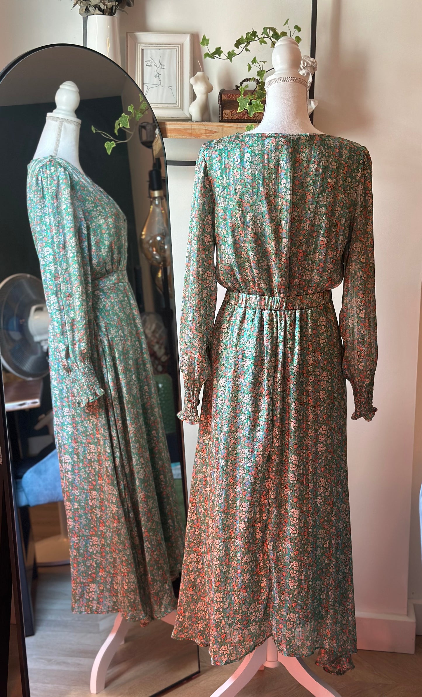 Robe longue à fleurs lurex T.36/38