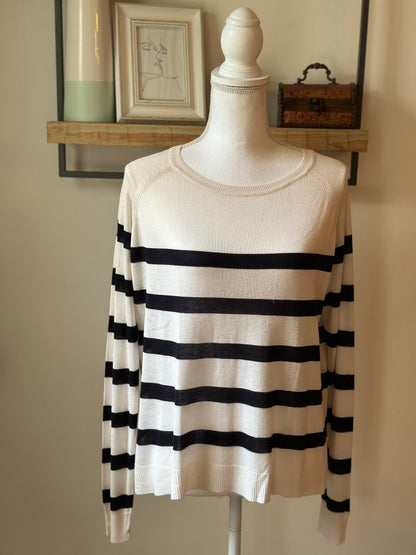Pull fin marinière blanc et noir en maille T.36