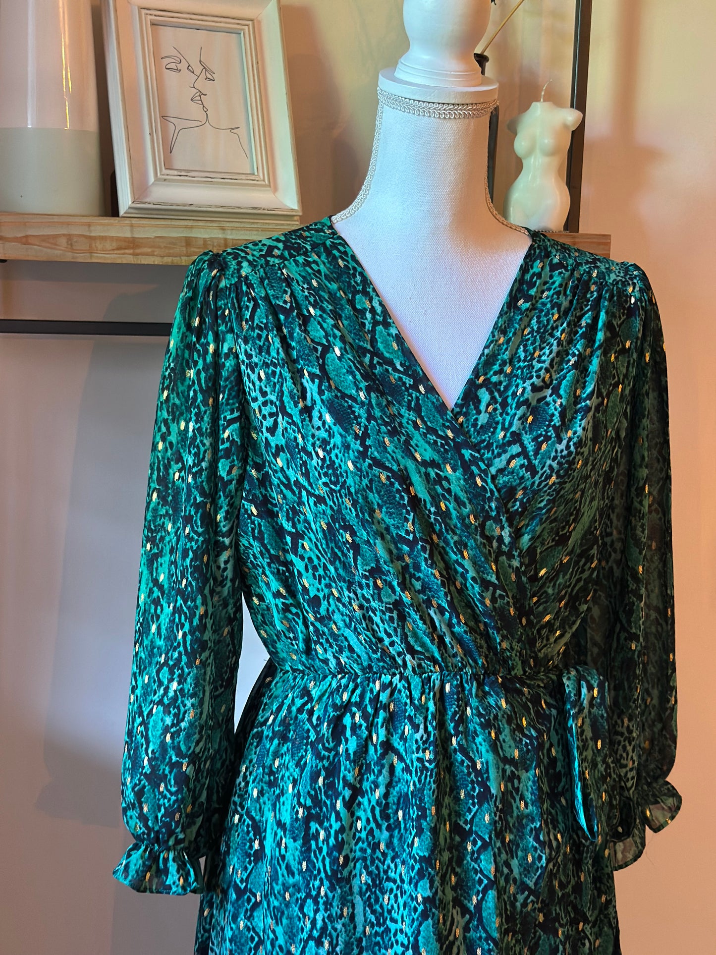 Robe portefeuille imprimé léopard vert T.36/38