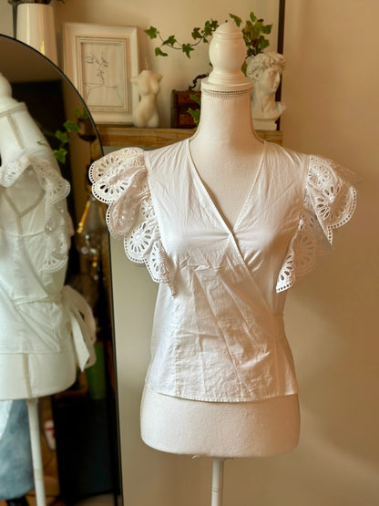 Blouse en coton broderie, anglaise T.36