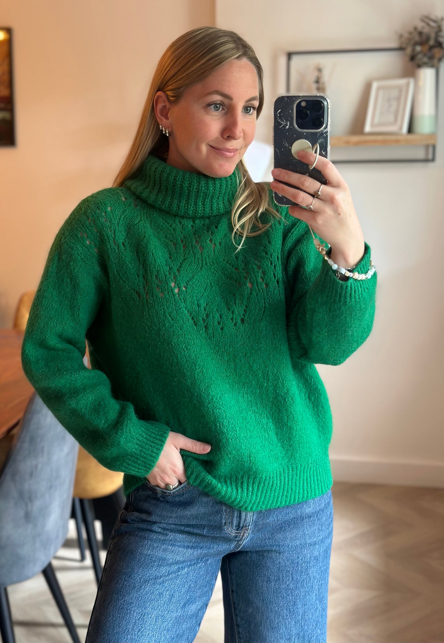 Pull col roulé maille ajourée mohair T.U