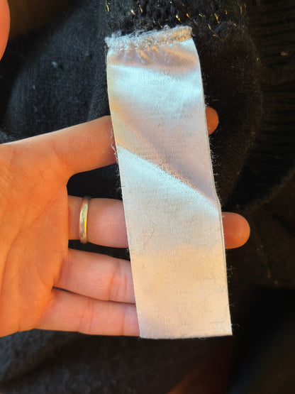 Pull noir maille texturée liseré doré laine et mohair T.36