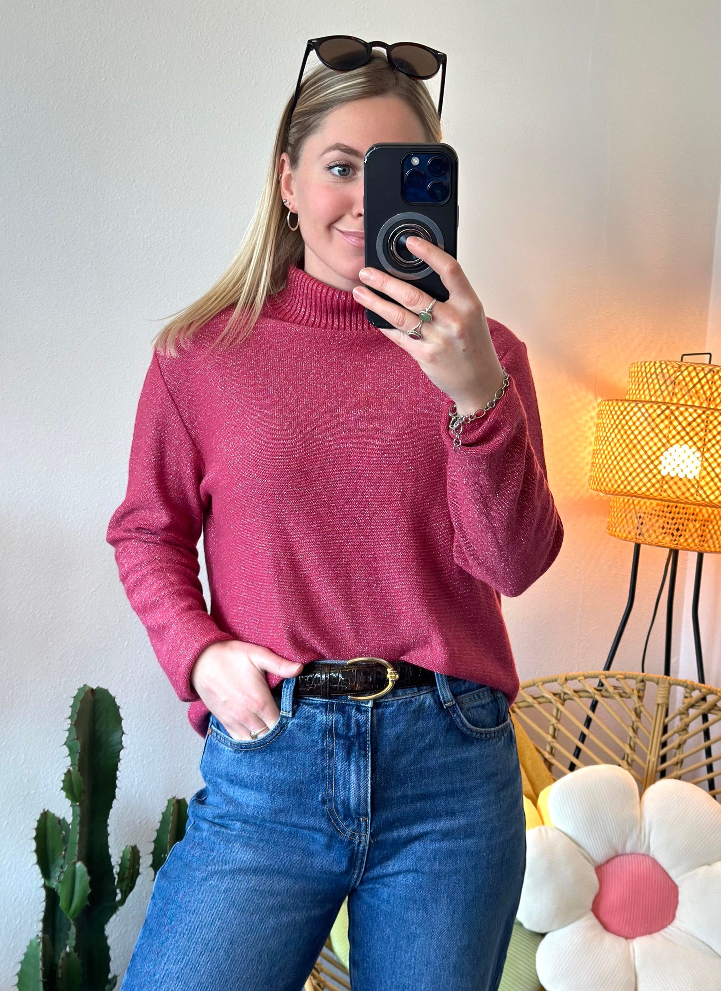 Pull vintage col roulé rose pailleté T.40