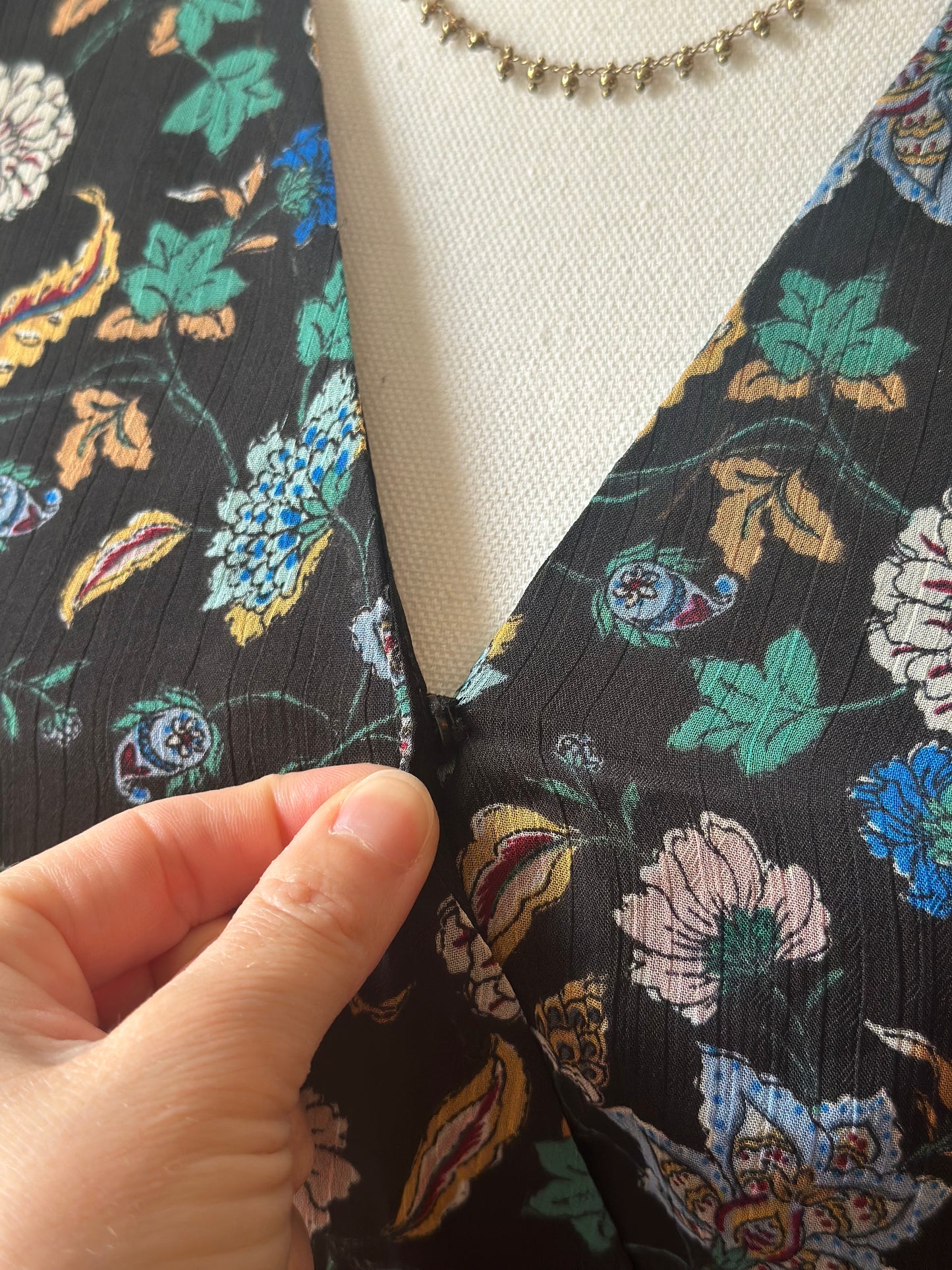 Robe fleurie à volants T.36