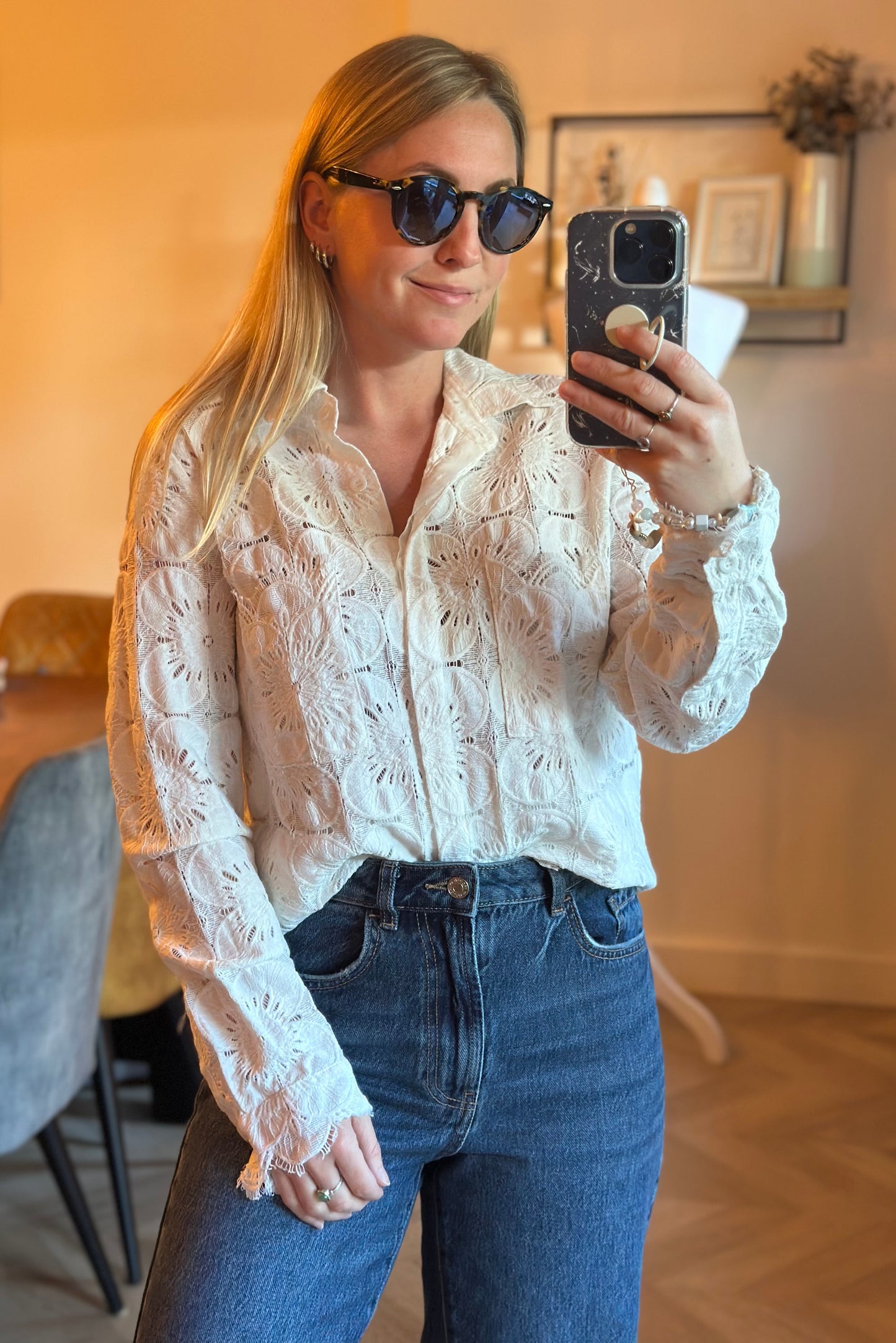 Chemise blanche broderie anglaise T.38