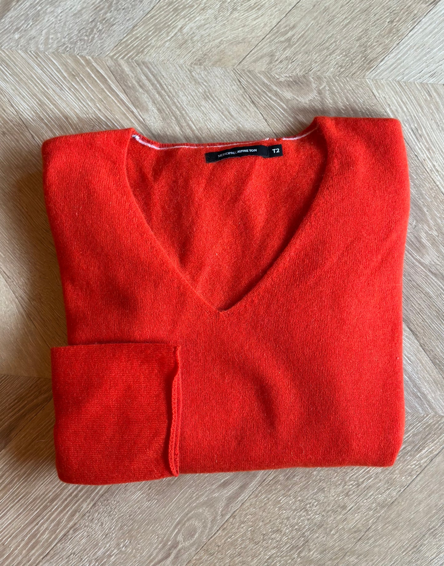 Pull col V 100 % cachemire T.38