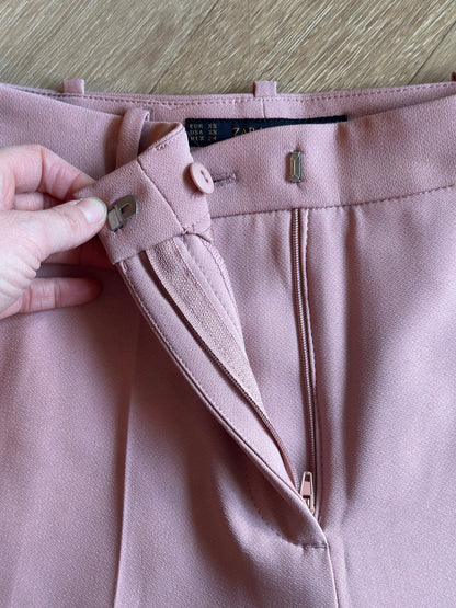 Pantalon large rose poudré T.34