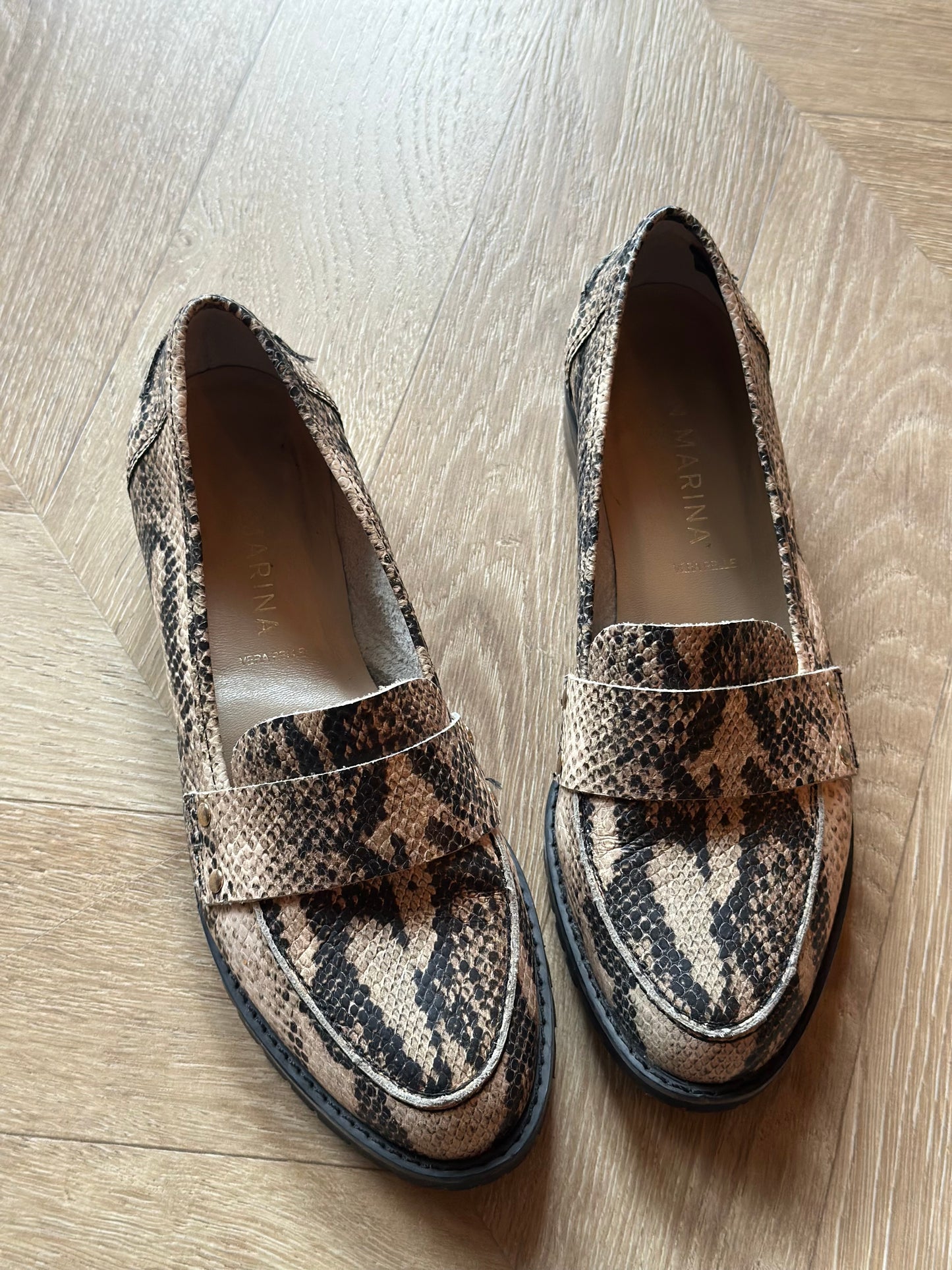 Mocassins imprimé python P.36