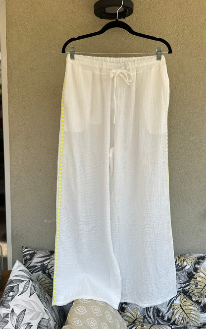 Pantalon gaze de coton Made in Italy blanc brodé arc-en-ciel – T.U 36/44