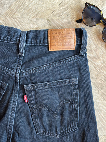 Jean wide leg noir Levi’s Ribcage T.34
