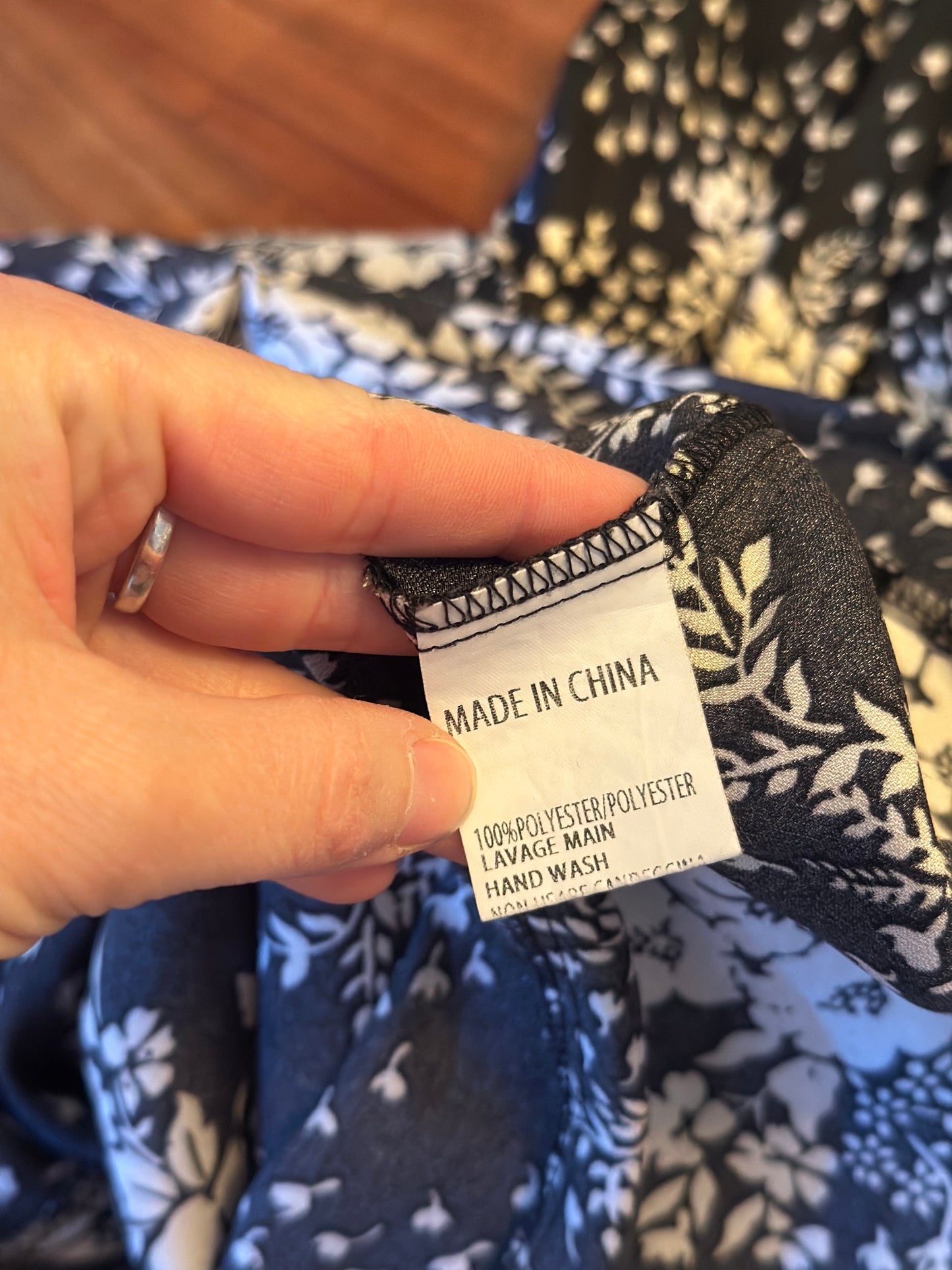 Robe longue imprimé fleuri noir et écru T.36/38