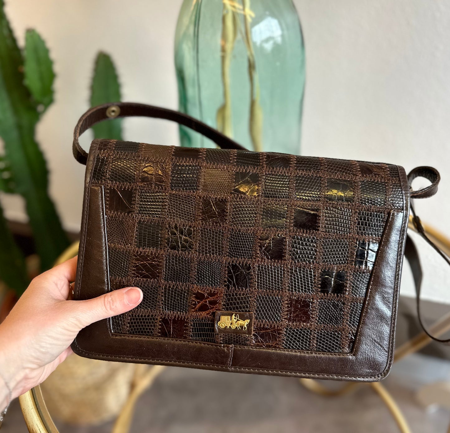 Sac porté épaule en cuir motifs patchwork reptile vintage 70s’