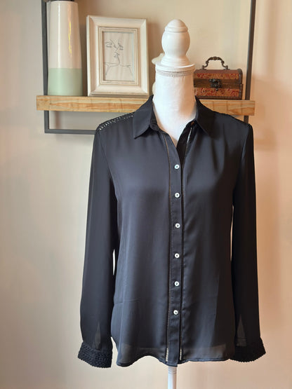 Chemise fluide noire détails dentelle T.38