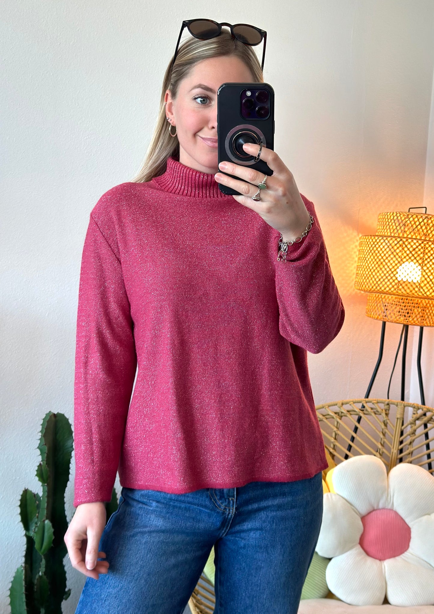 Pull vintage col roulé rose pailleté T.40