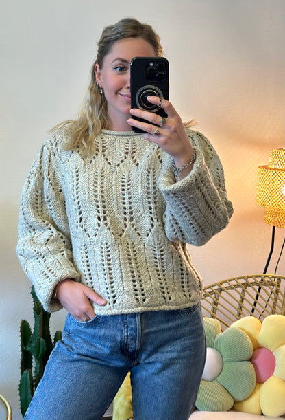 Pull en maille façon crochet en laine, T.38