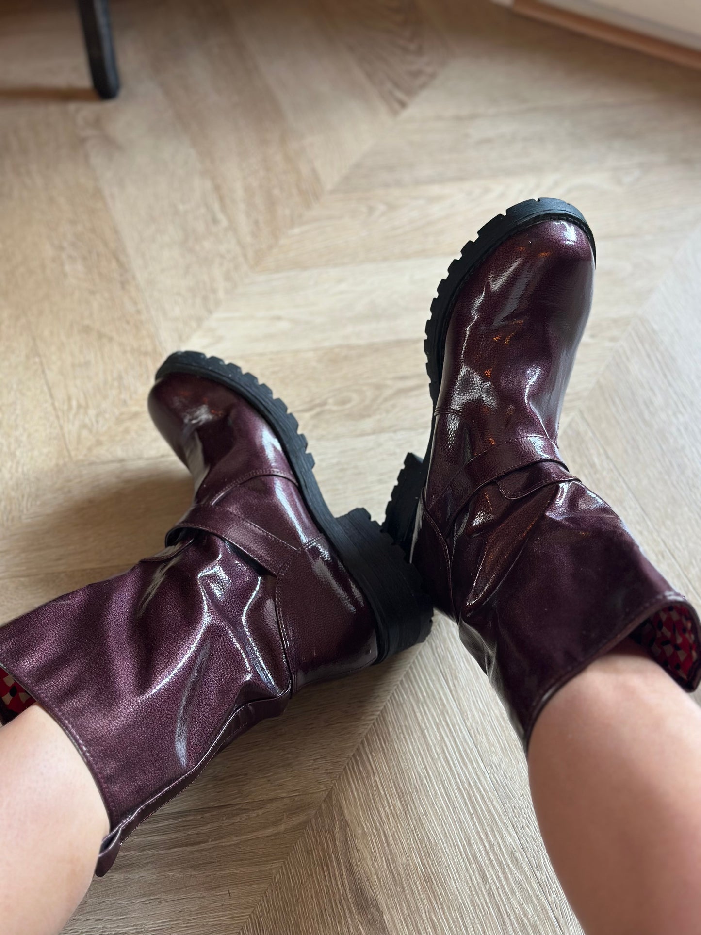 Bottines biker bordeaux P.39