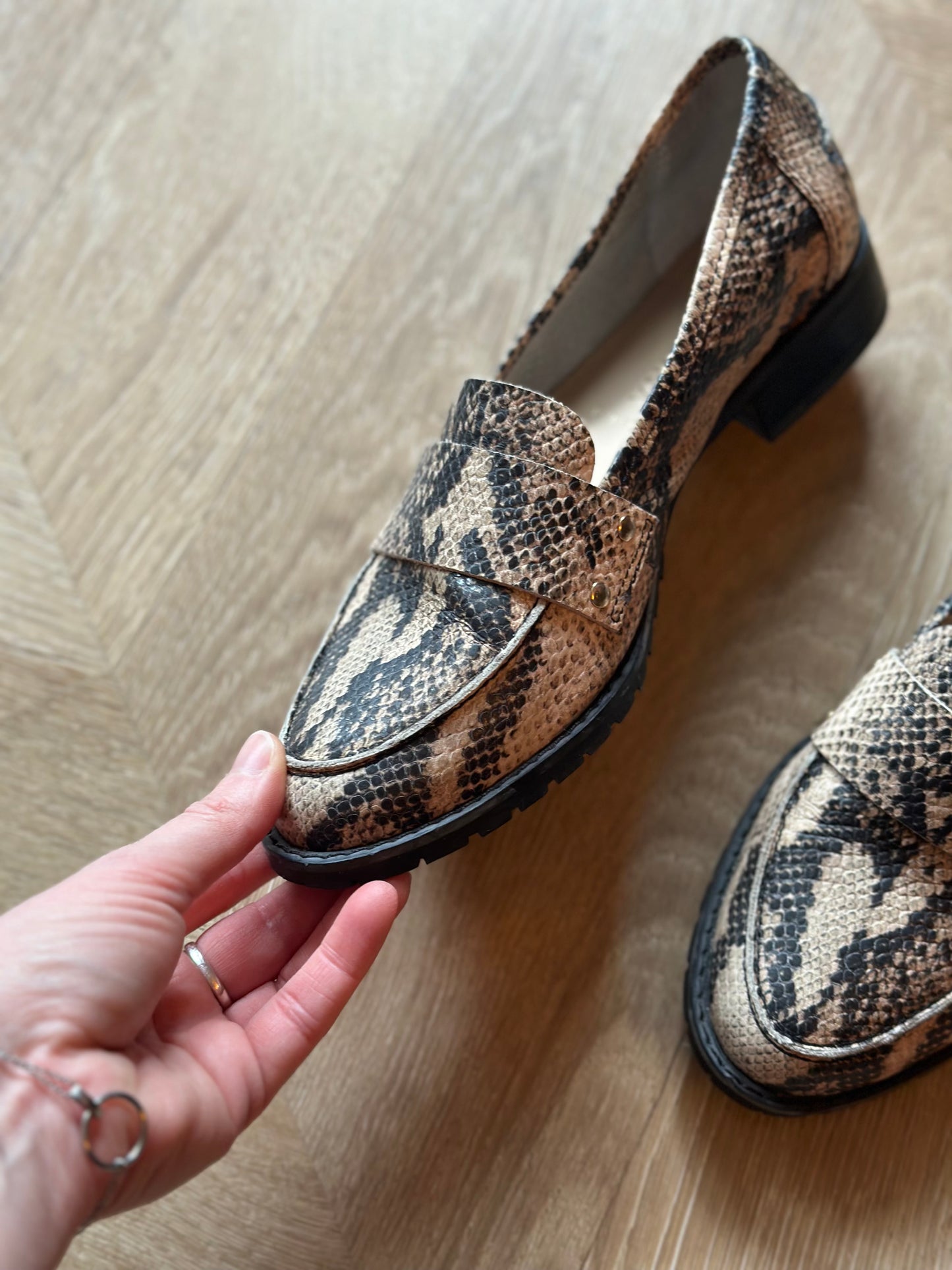 Mocassins imprimé python P.36