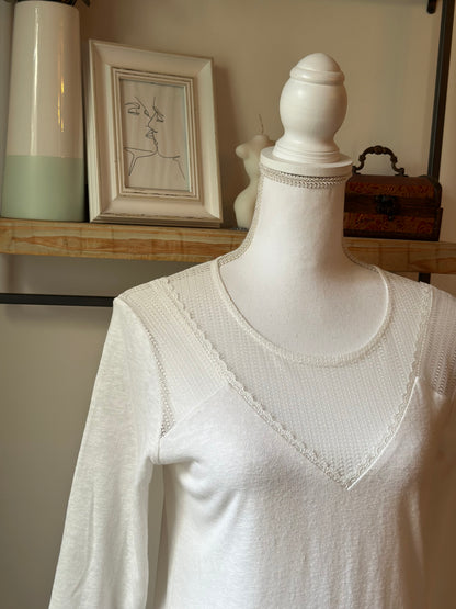 Top blanc en coton avec empiècement dentelle T.36