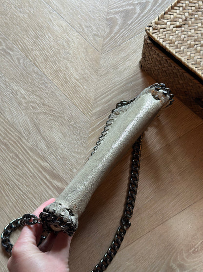 Sac bandoulière cuir métallisé doré chaîne Made in Italy – 21x14 cm