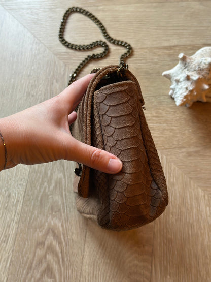Sac bandoulière Honey cuir embossé effet serpent taupe foncé