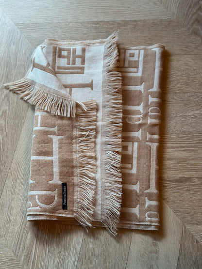 Écharpe Pedro del Hierro monogramme beige écru laine