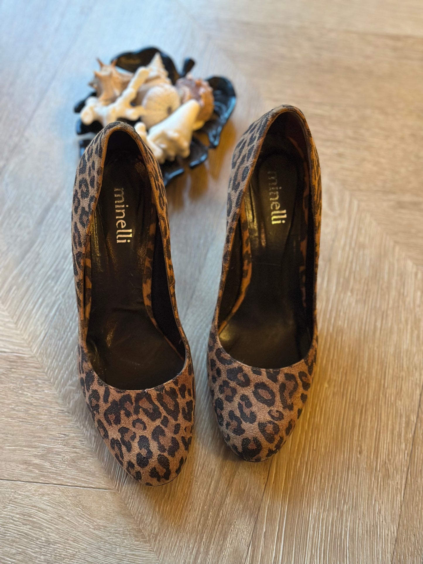 Escarpins léopard en cuir P.37