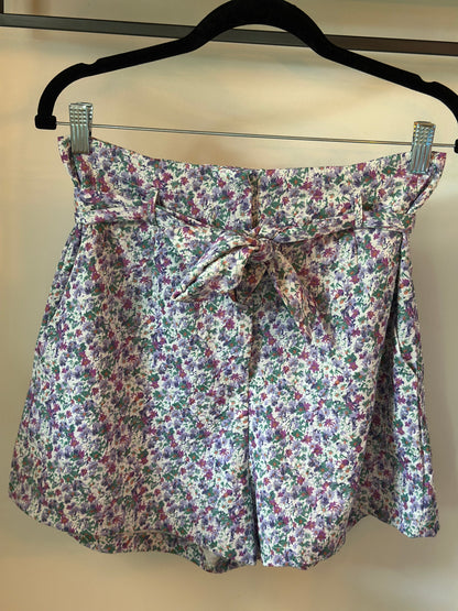 Short taille haute fleuri lilas T.36