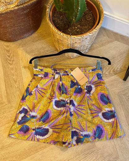 Short imprimé orangé lilas T.36 Neuf