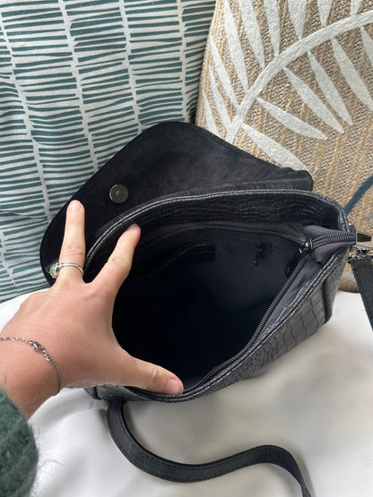Sac bandoulière cuir et daim effet croco noir – fabriqué en Italie