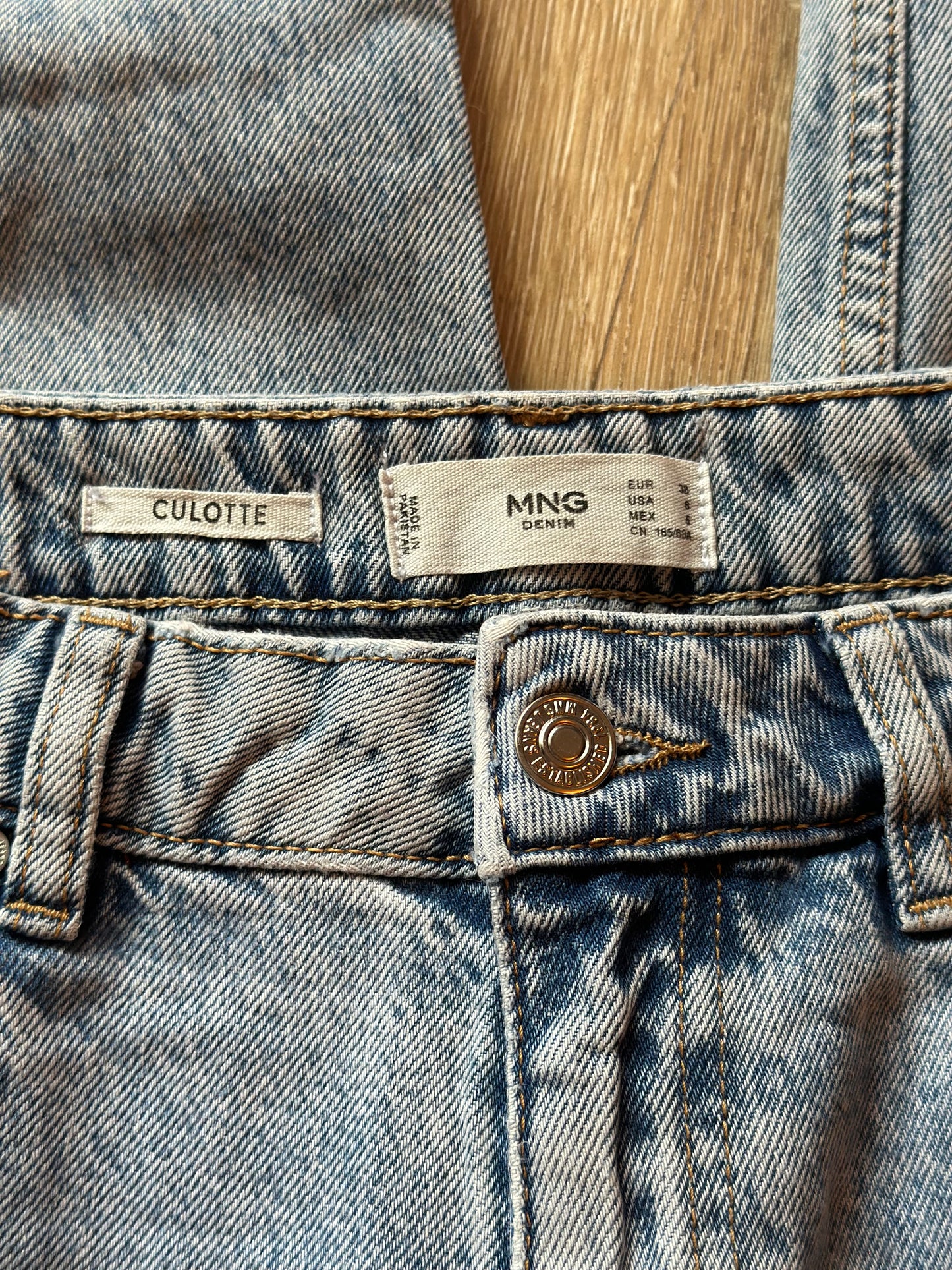 Jean bleu clair à jambes larges modèle Culotte, T.38