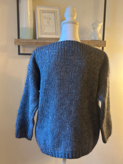 Pull col V uni gris en maille mohair oversize T.U